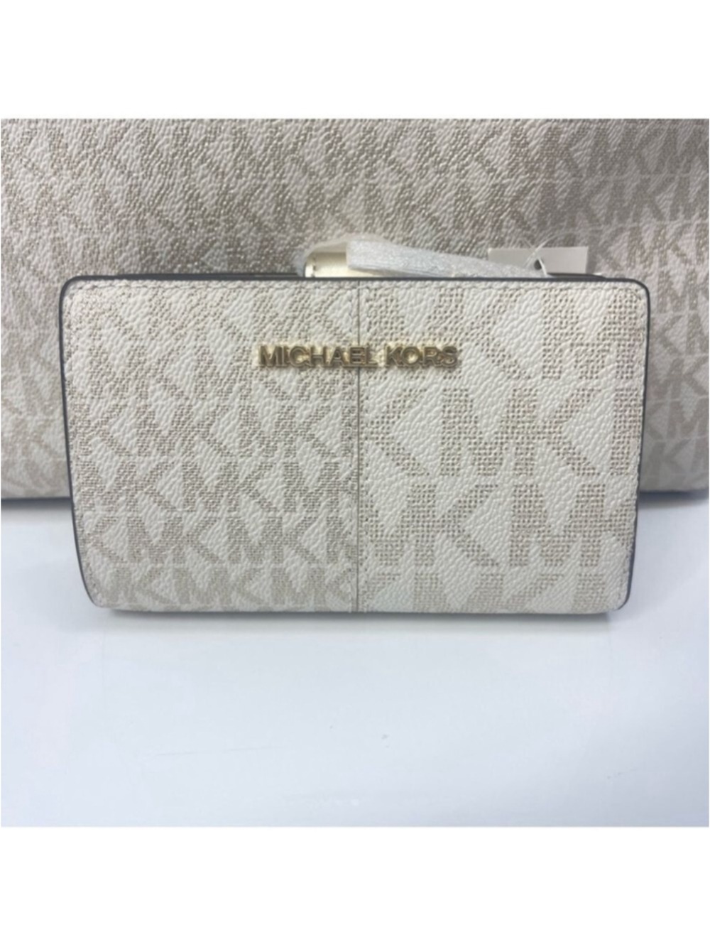 Michael Kors Chain Tote & Wallet Set MK Signature Logo Pale Gold/Cream - Picture 6 of 12
